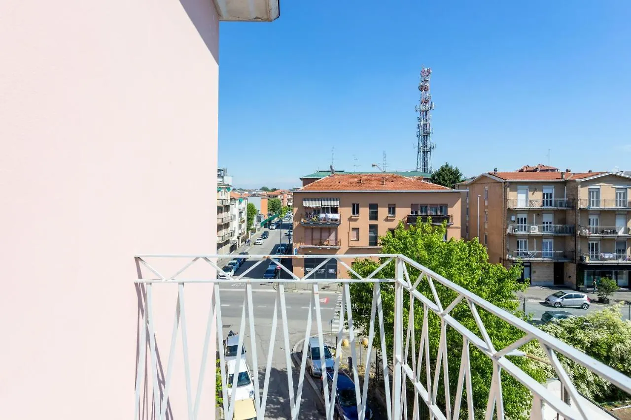 Casa Eleonora - Pavia - By Host4Uアパートメント 0*,  イタリア